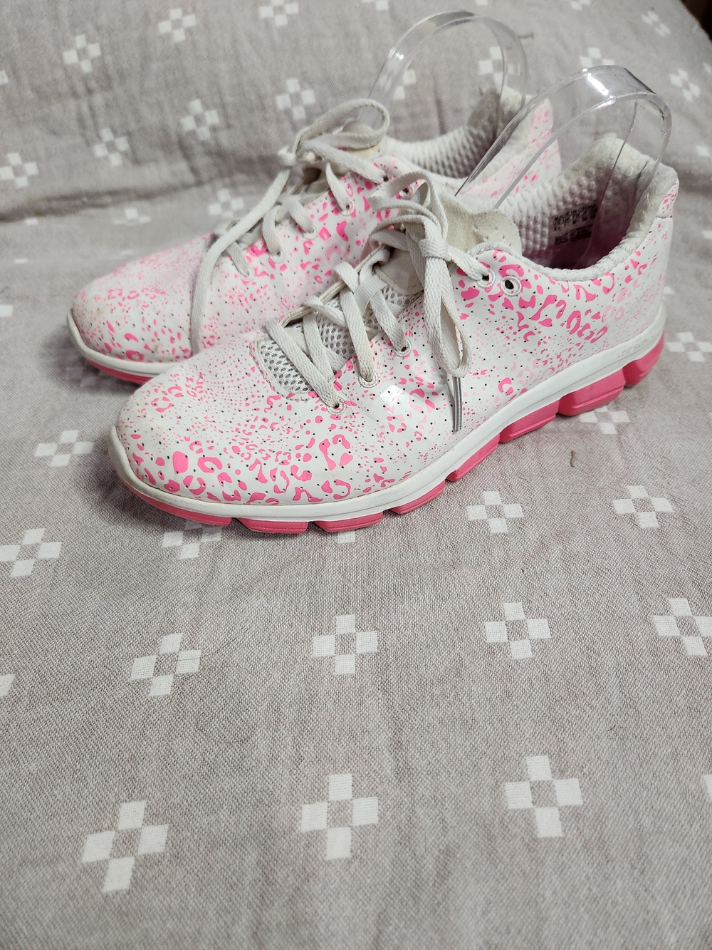 Adidas Adiprene Marathon Running Shoes White Pink women's size 8.5